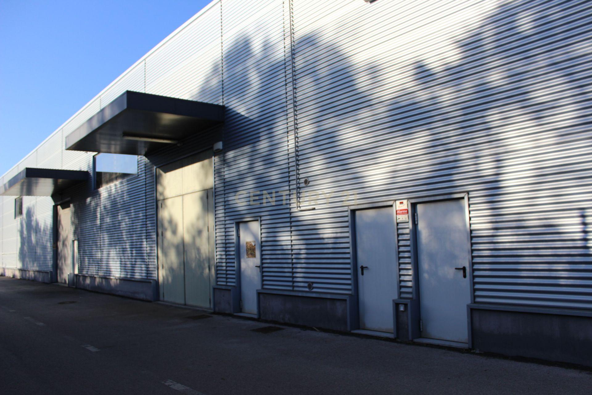 SEIXAL - CASAL do MARCO - Loja / Armazém em Retail Park  - Adequado para VISA GOLD  - Para venda com ou sem rendimento - Image 12