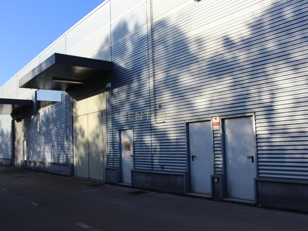 SEIXAL - CASAL do MARCO - Loja / Armazém em Retail Park  - Adequado para VISA GOLD  - Para venda com ou sem rendimento - Image 12