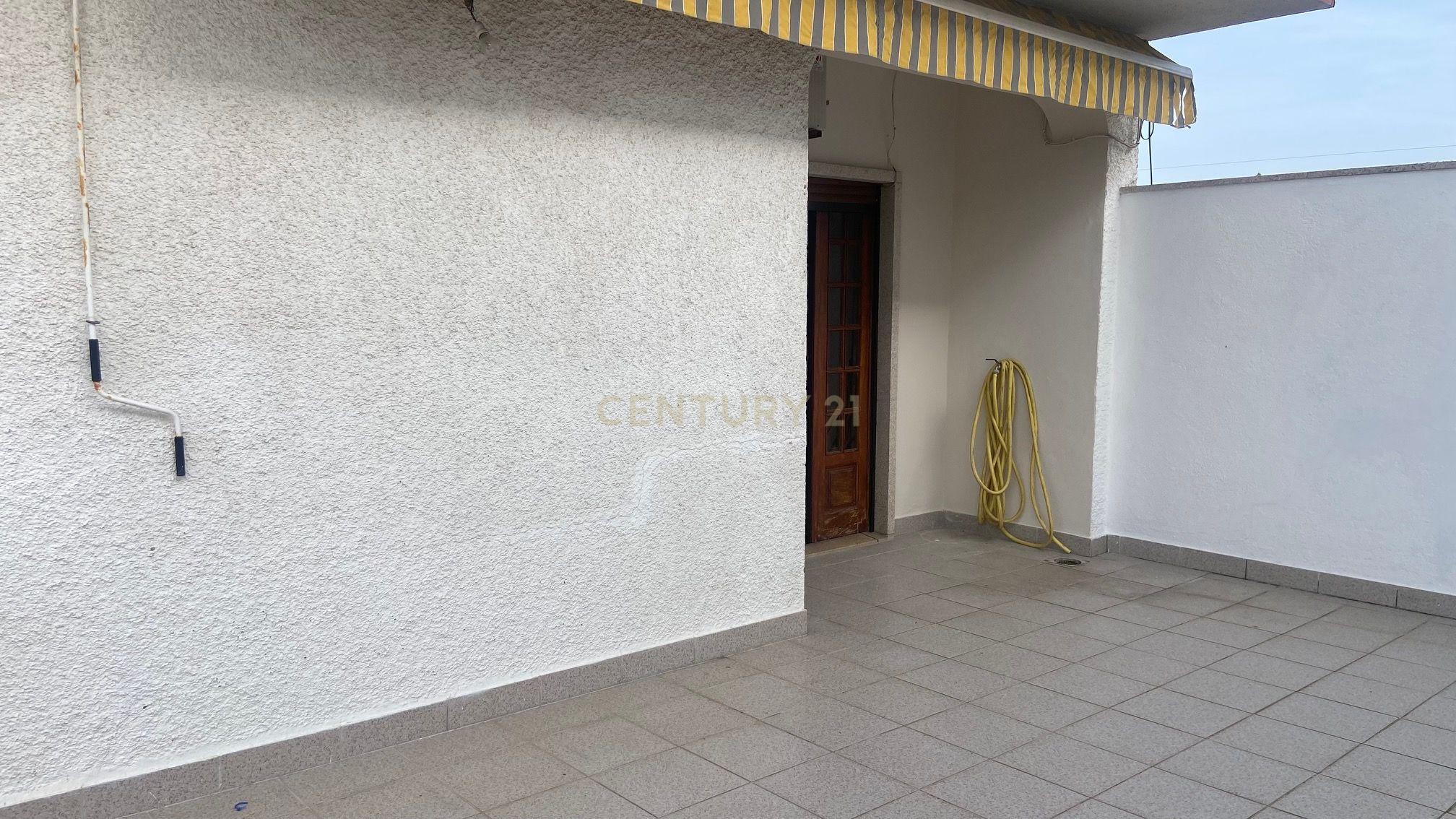 Moradia localizada em zona central da vila de Alcains - Castelo Branco - Image 12
