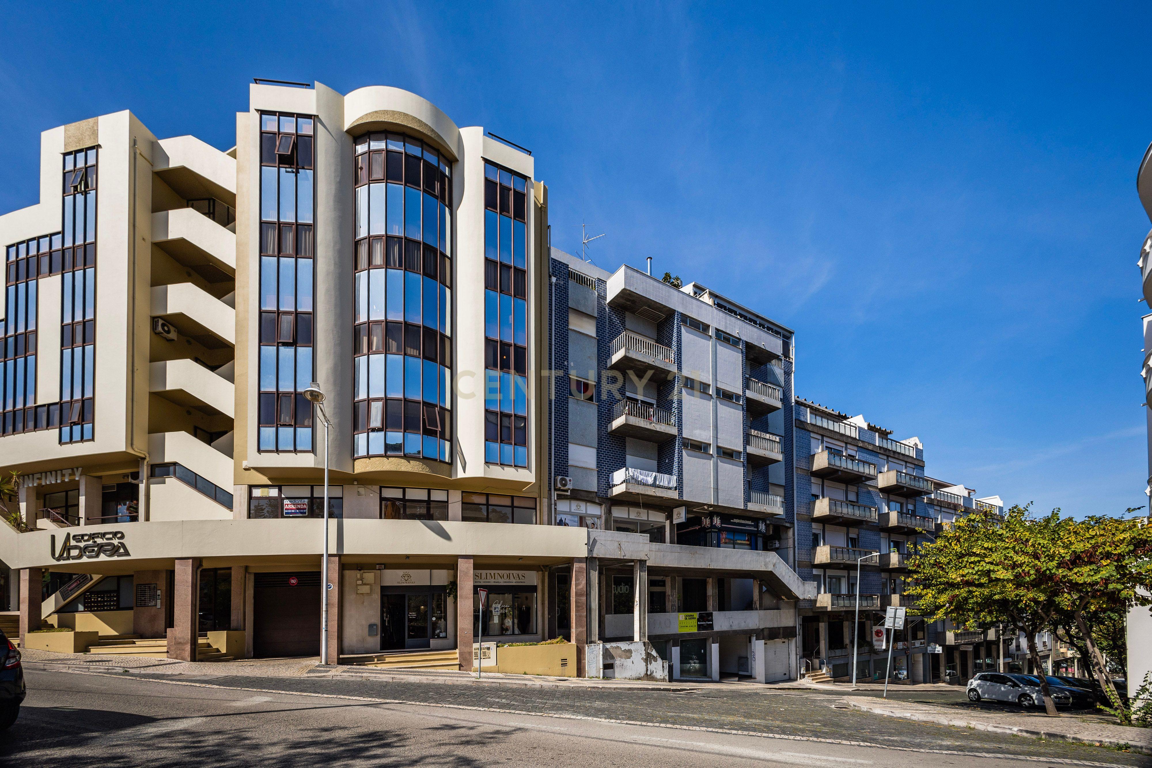 Imóvel para comércio/serviços | Centro Leiria - Image 1
