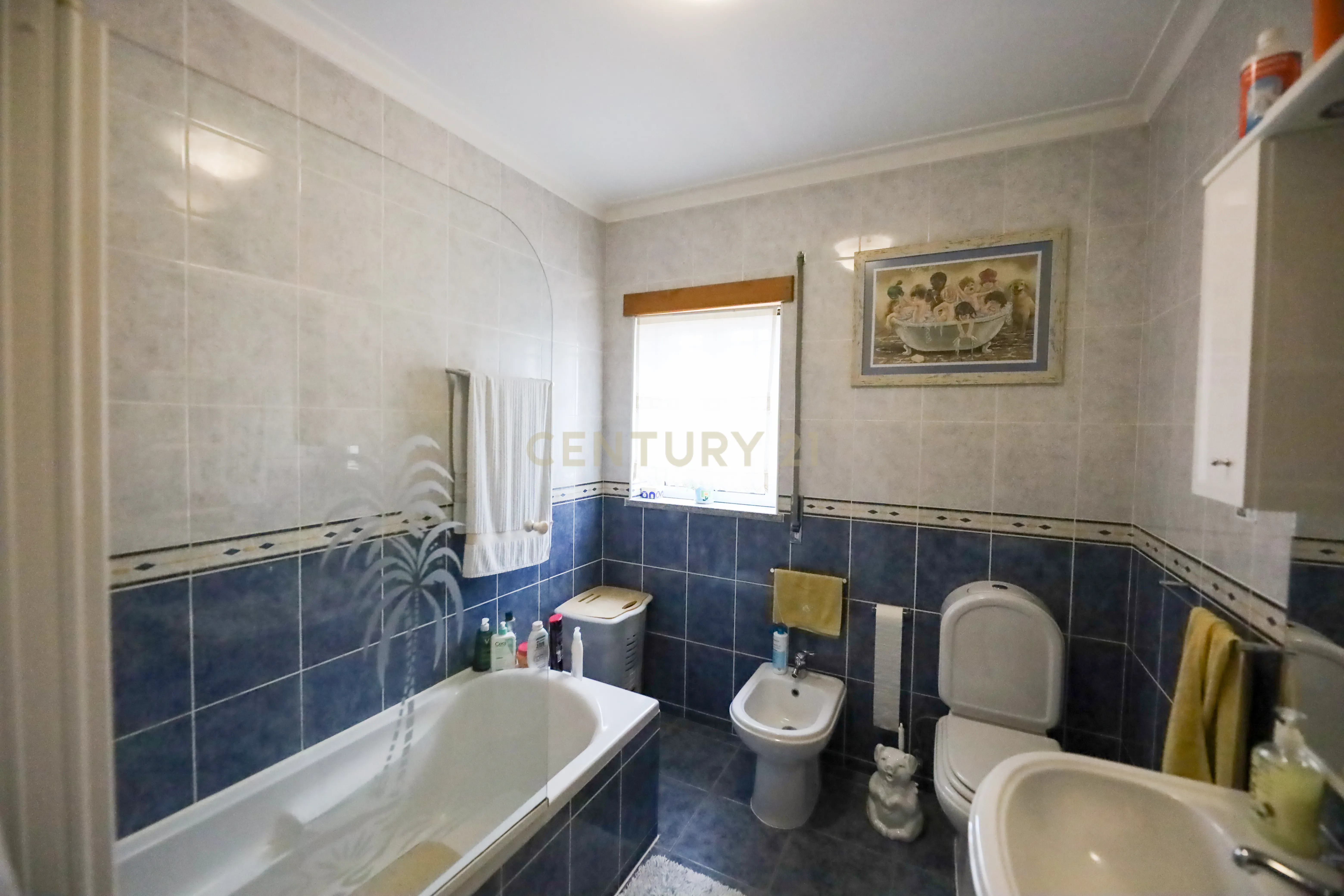 Moradia T4 de gaveto - Image 12