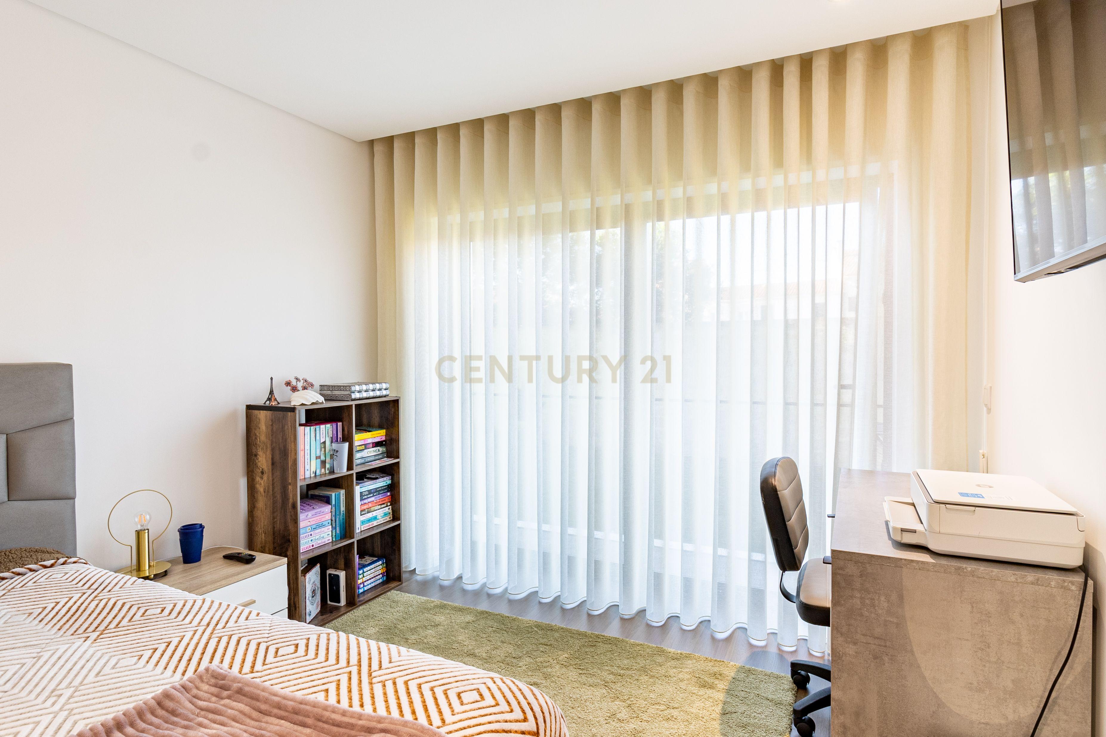 Apartamento T3 no Condomínio Fechado "Varandas do Sol" – Fão - Image 9