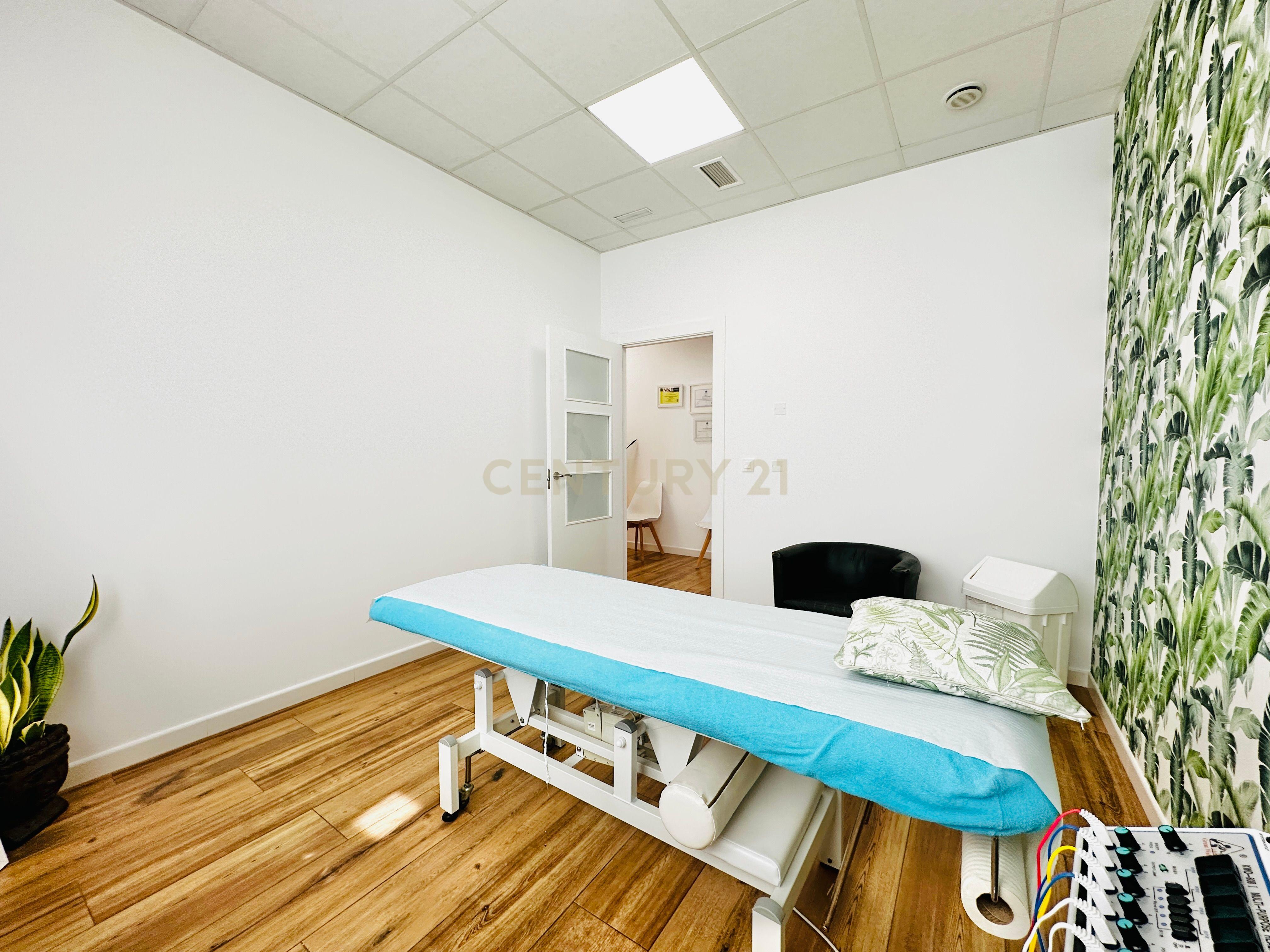 undefined - Image 32