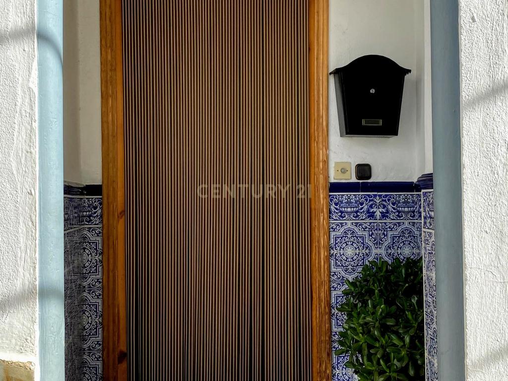  - Image 14
