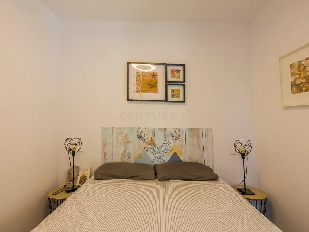 ARRENDAMENTO DE INVERNO JUNTO AO MAR – APARTAMENTO T3 COM PISCINA E CAMPO DE PADEL NO CENTRO DE CALPE - Image 17