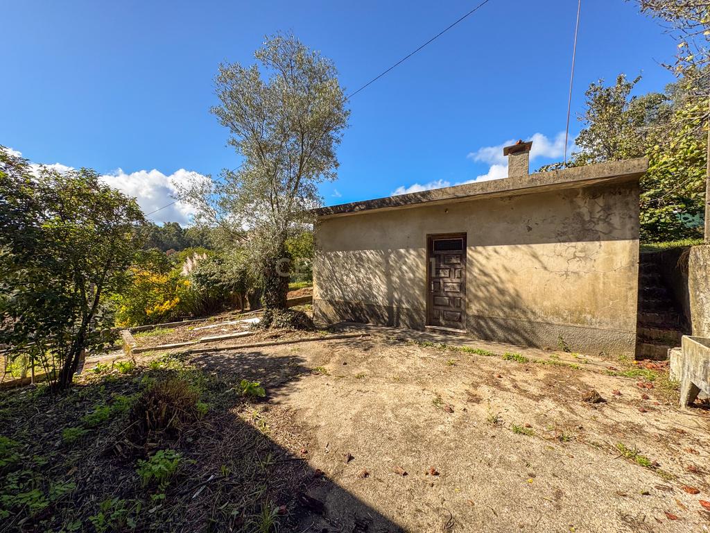 Moradia em Vila Verde/ Braga com 1461 m2 de Terreno e Agua de Poço.. - Image 26