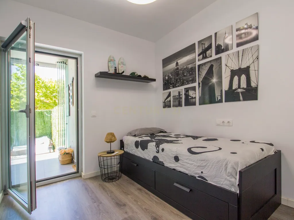 ARRENDAMENTO DE INVERNO JUNTO AO MAR – APARTAMENTO T3 COM PISCINA E CAMPO DE PADEL NO CENTRO DE CALPE - Image 22
