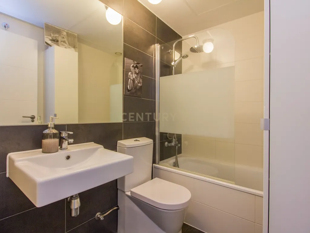 ARRENDAMENTO DE INVERNO JUNTO AO MAR – APARTAMENTO T3 COM PISCINA E CAMPO DE PADEL NO CENTRO DE CALPE - Image 25