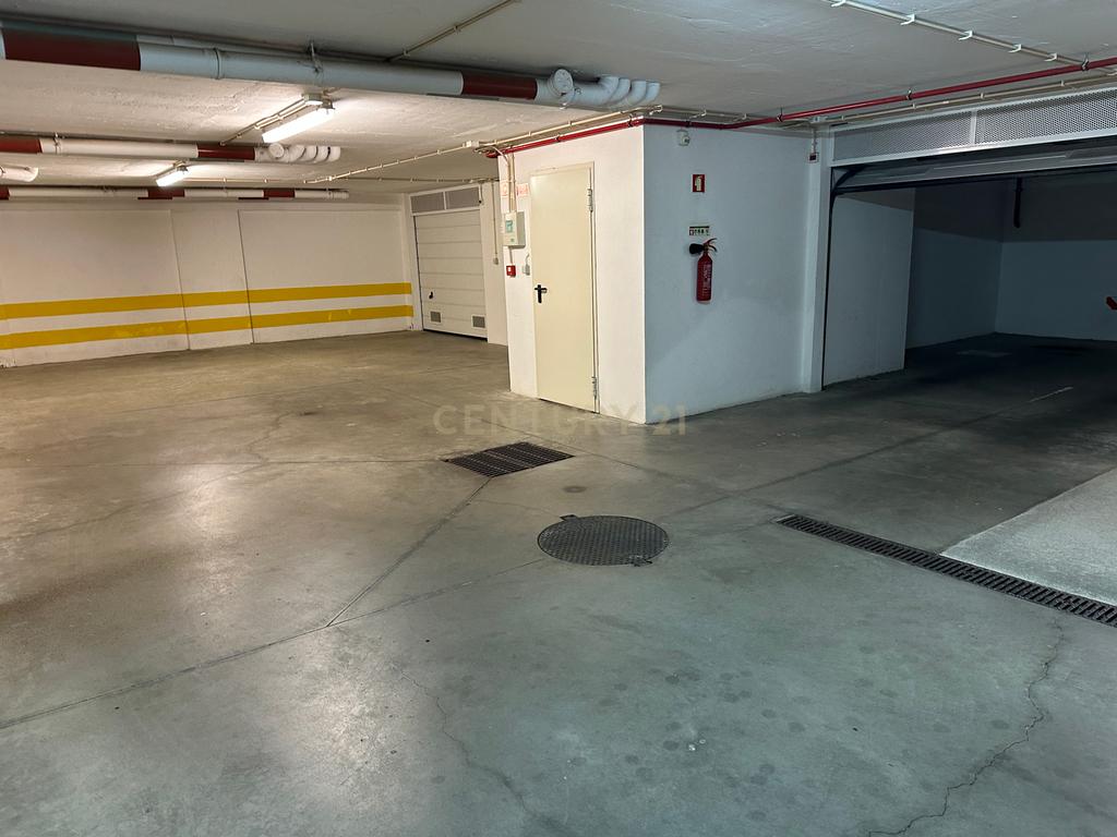 Garagem box 18m2 para 1 carro - Montijo - Image 4