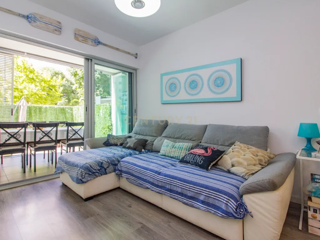 ARRENDAMENTO DE INVERNO JUNTO AO MAR – APARTAMENTO T3 COM PISCINA E CAMPO DE PADEL NO CENTRO DE CALPE - Image 12