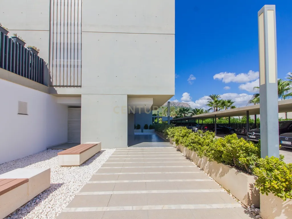 ARRENDAMENTO DE INVERNO JUNTO AO MAR – APARTAMENTO T3 COM PISCINA E CAMPO DE PADEL NO CENTRO DE CALPE - Image 33