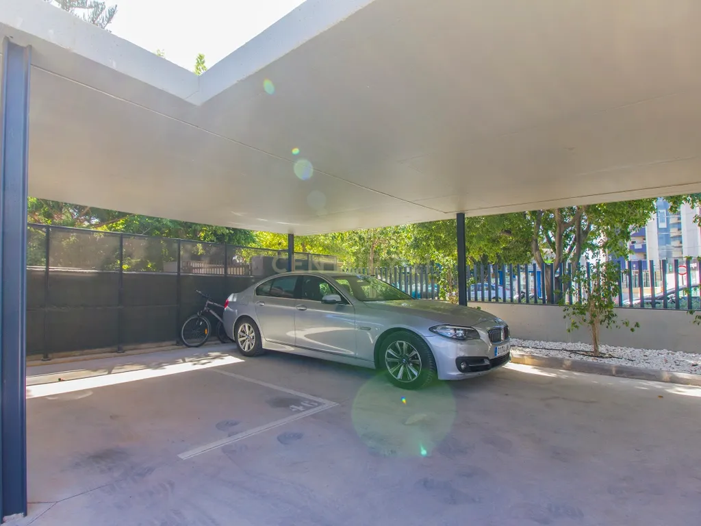 ARRENDAMENTO DE INVERNO JUNTO AO MAR – APARTAMENTO T3 COM PISCINA E CAMPO DE PADEL NO CENTRO DE CALPE - Image 30