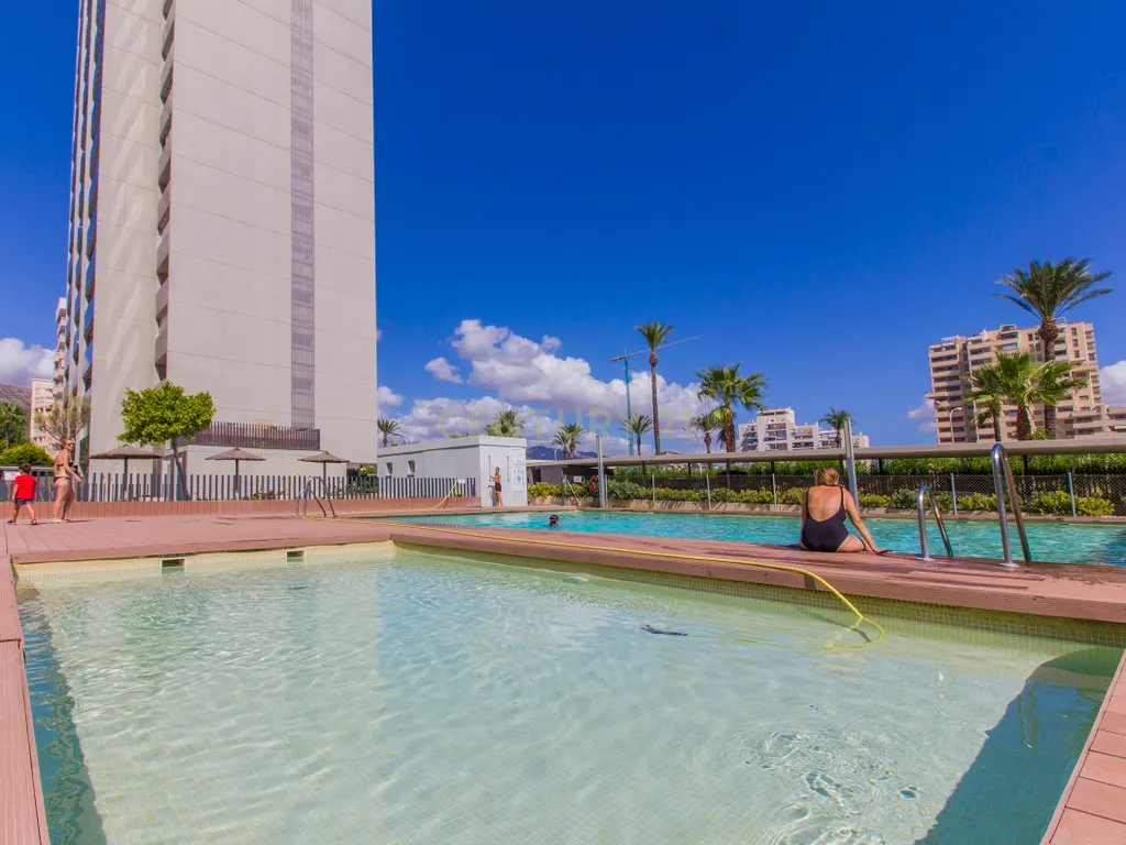 ARRENDAMENTO DE INVERNO JUNTO AO MAR – APARTAMENTO T3 COM PISCINA E CAMPO DE PADEL NO CENTRO DE CALPE - Image 36