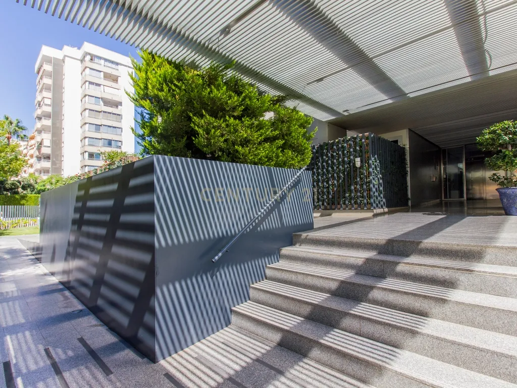 ARRENDAMENTO DE INVERNO JUNTO AO MAR – APARTAMENTO T3 COM PISCINA E CAMPO DE PADEL NO CENTRO DE CALPE - Image 38