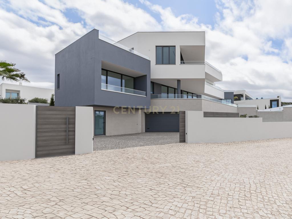 Luxuosa moradia T4 e vista mar, Porto de Mós, Lagos, Portugal - Image 7