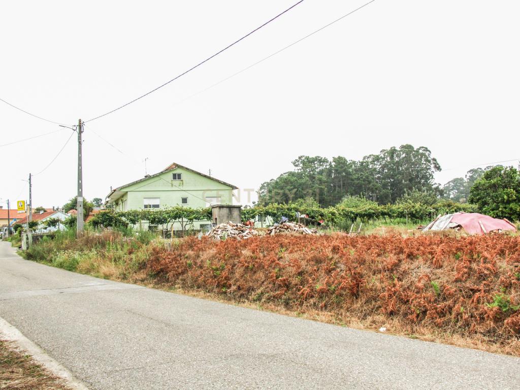 Terreno na Marinha da Guia com Viabilidade de Construção - Image 2