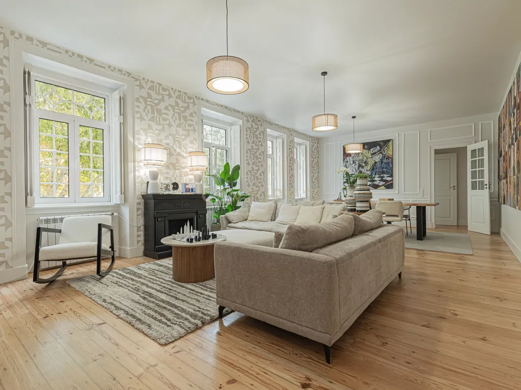 Apartamento T7 na Av. Magalhães de Lima em Lisboa - Image 2