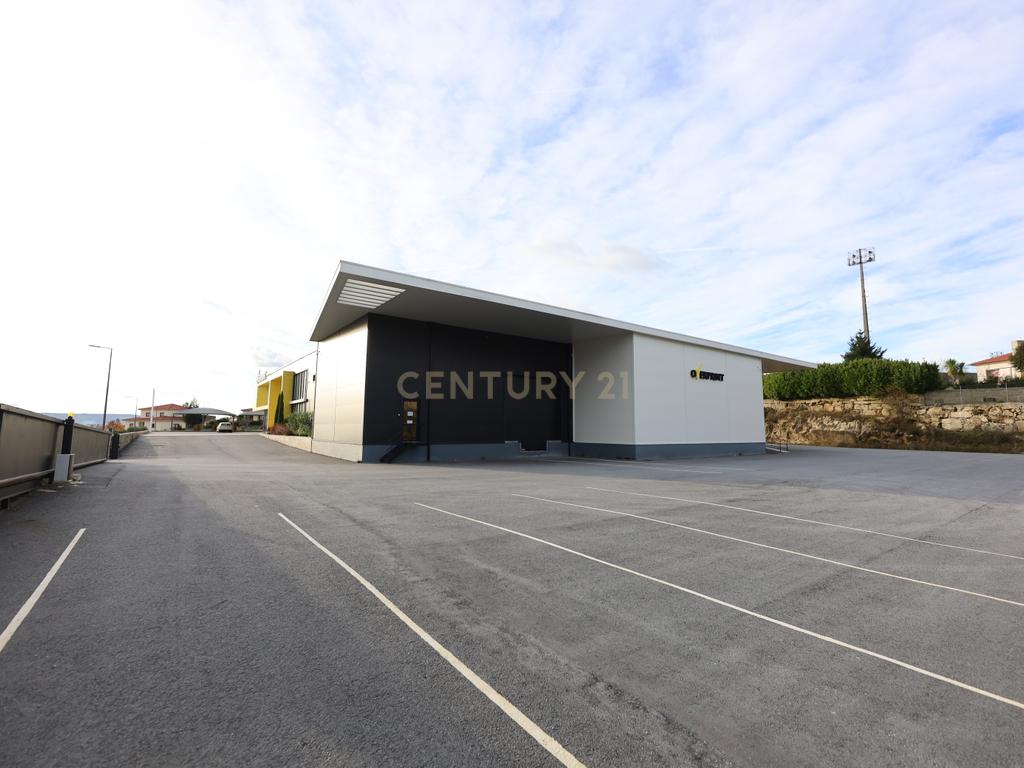 Pavilhão Industrial em Sernancelhe - Image 4
