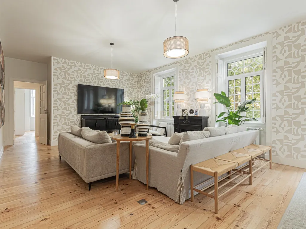 Apartamento T7 na Av. Magalhães de Lima em Lisboa - Image 7