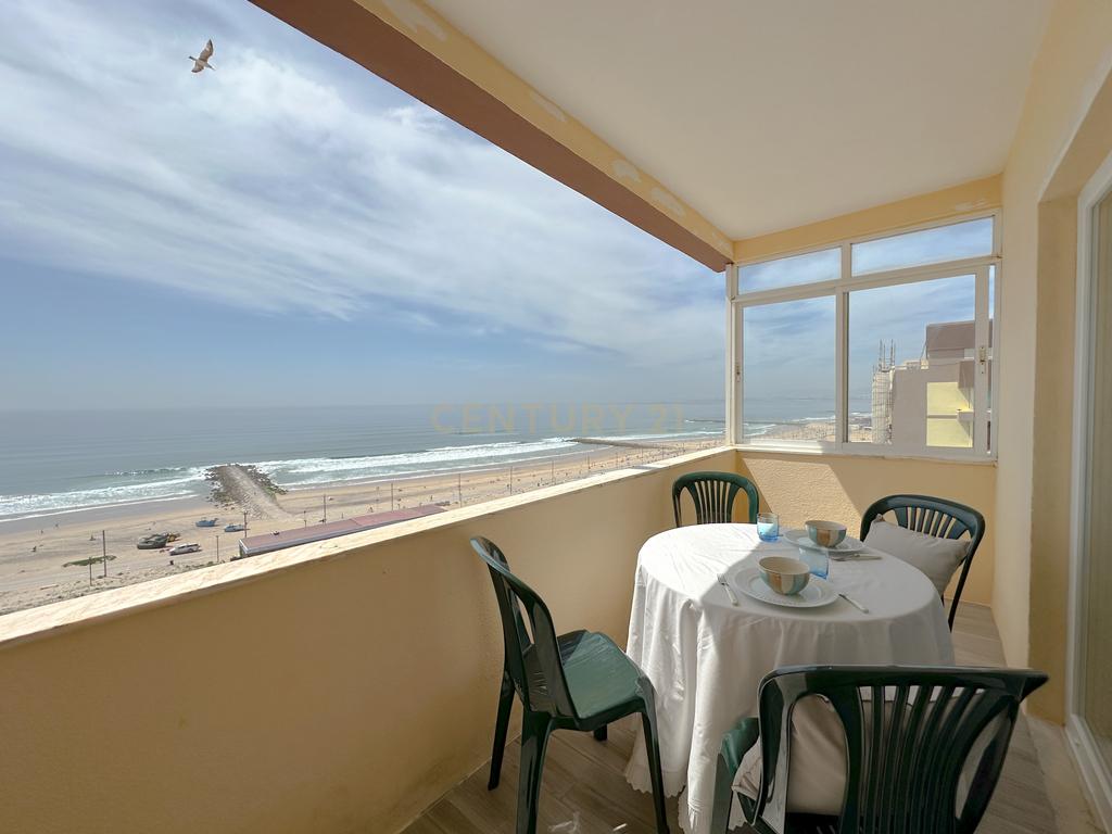 Apartamento T1, com Piscina, Parqueamento e Vista Mar - Image 16