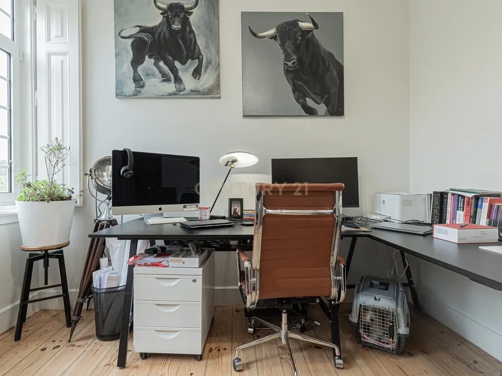 Apartamento T7 na Av. Magalhães de Lima em Lisboa - Image 19