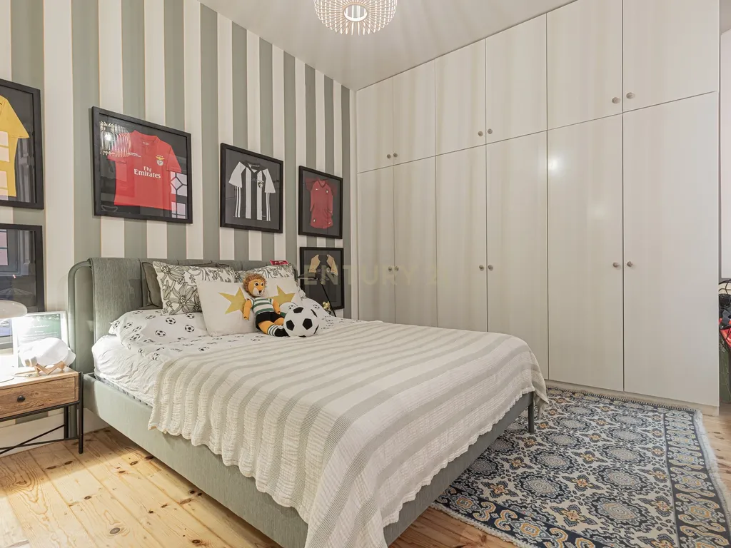 Apartamento T7 na Av. Magalhães de Lima em Lisboa - Image 39