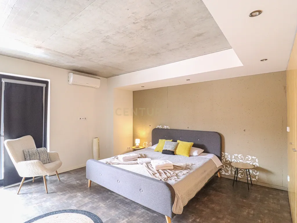 Apartamento T1 com Varanda em Vera Cruz Aveiro - Image 1