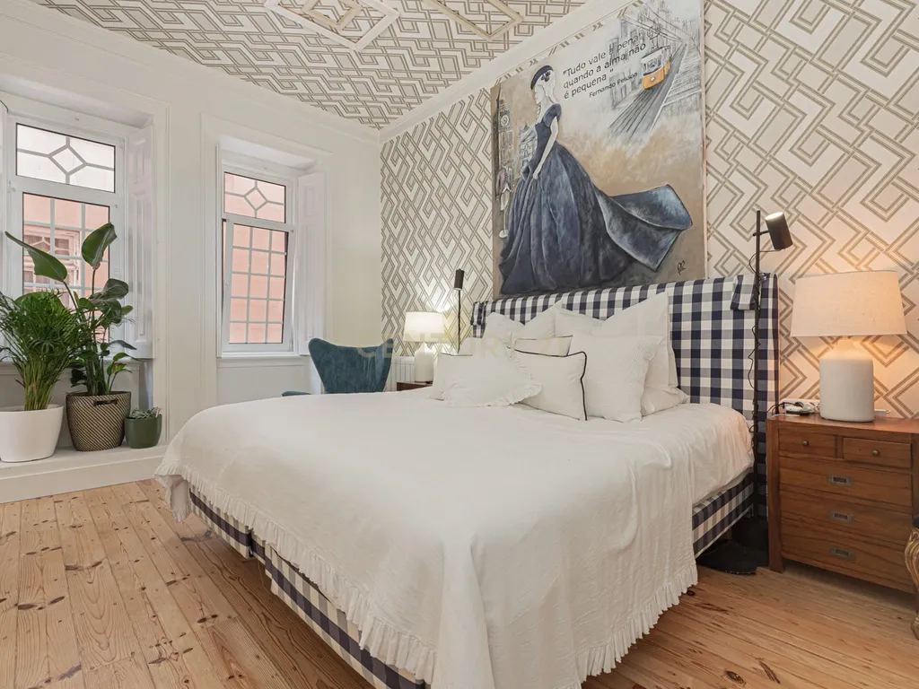 Apartamento T7 na Av. Magalhães de Lima em Lisboa - Image 48