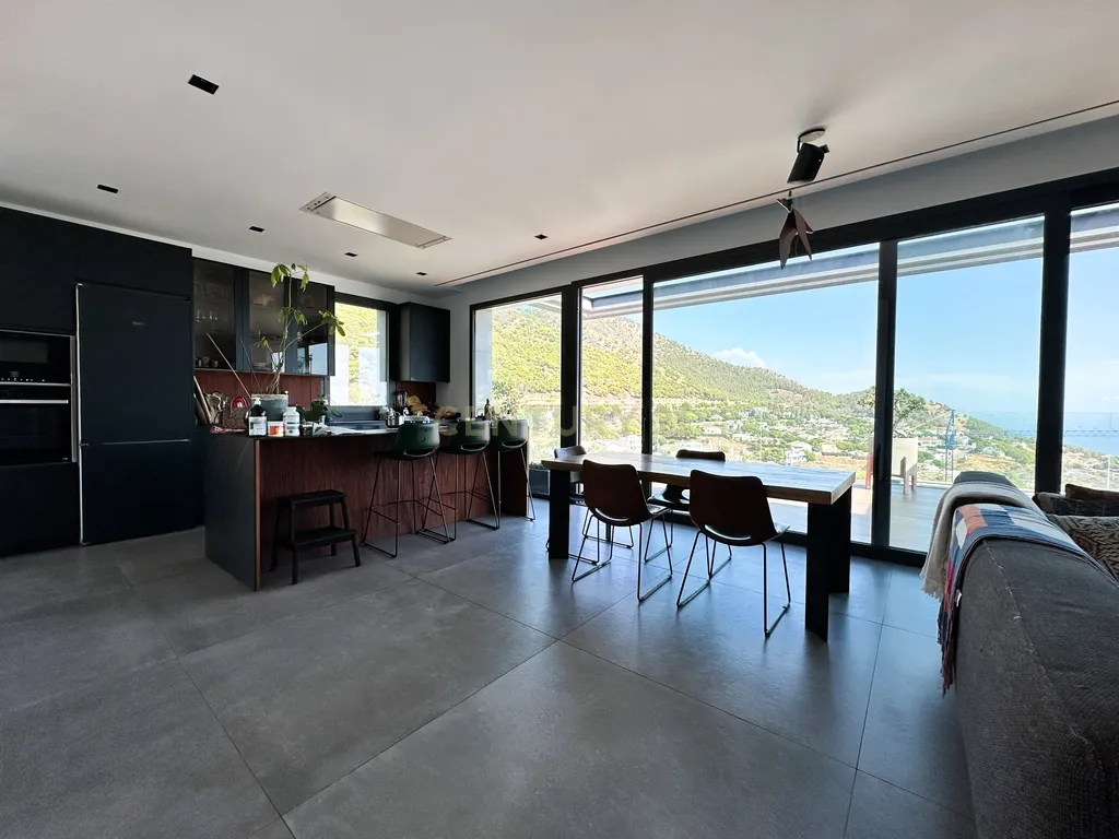 Moradia contemporânea de luxo com vistas panorâmicas em Mijas Costa - Image 39