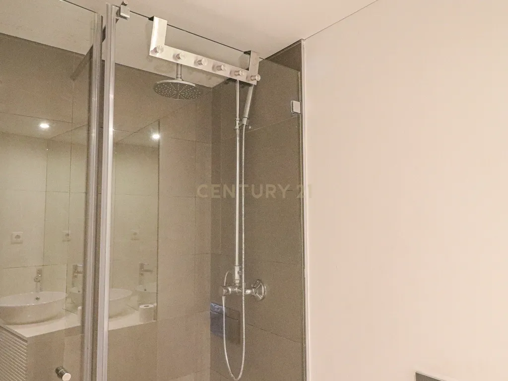 Apartamento T1 com Varanda em Vera Cruz Aveiro - Image 10