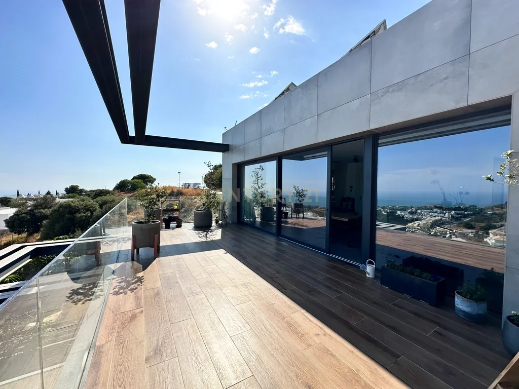 Moradia contemporânea de luxo com vistas panorâmicas em Mijas Costa - Image 30