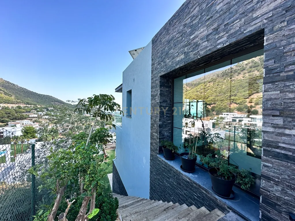 Moradia contemporânea de luxo com vistas panorâmicas em Mijas Costa - Image 26