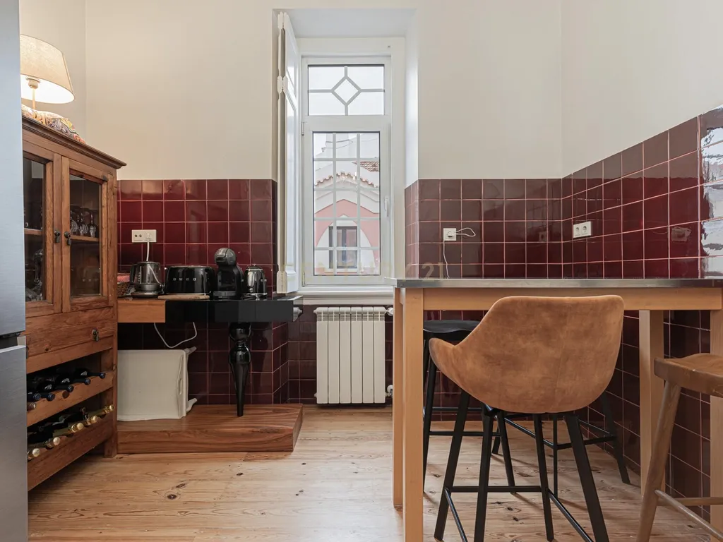 Apartamento T7 na Av. Magalhães de Lima em Lisboa - Image 76