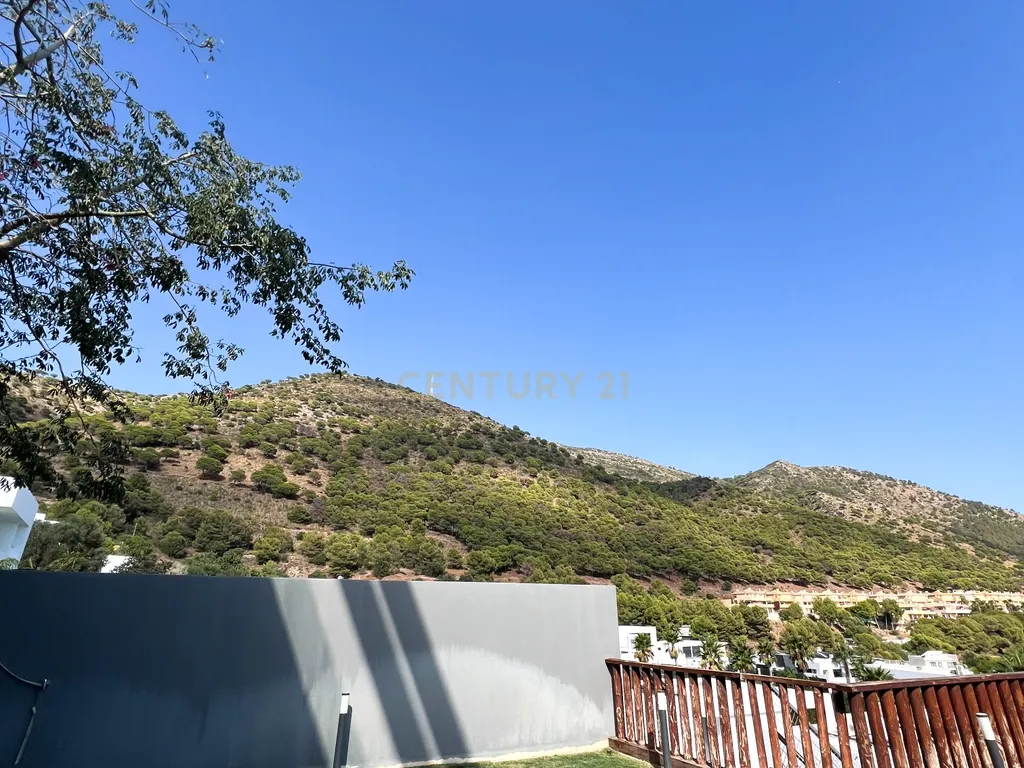 Moradia contemporânea de luxo com vistas panorâmicas em Mijas Costa - Image 43