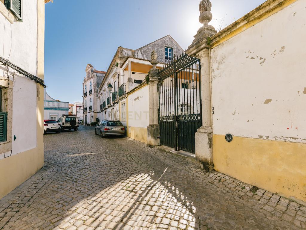 Palacete histórico - um imóvel único junto ao rio no centro da vila de Alcochete - Image 53