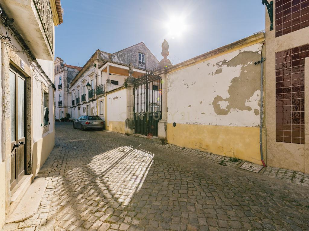 Palacete histórico - um imóvel único junto ao rio no centro da vila de Alcochete - Image 62