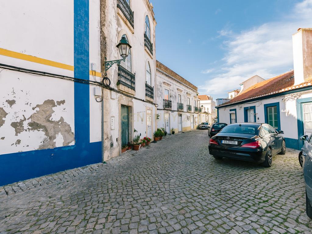 Palacete histórico - um imóvel único junto ao rio no centro da vila de Alcochete - Image 37