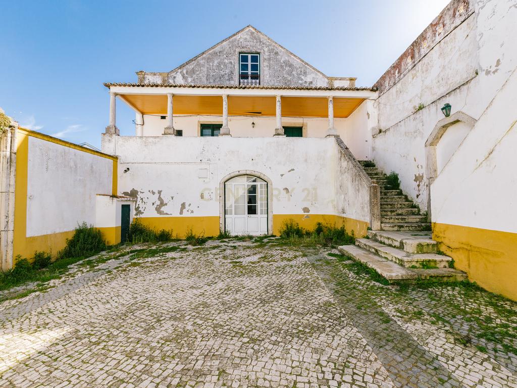 Palacete histórico - um imóvel único junto ao rio no centro da vila de Alcochete - Image 11