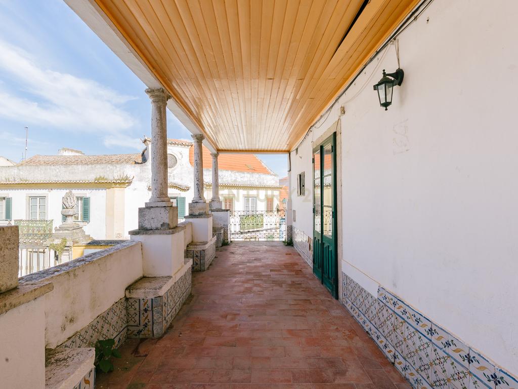 Palacete histórico - um imóvel único junto ao rio no centro da vila de Alcochete - Image 13