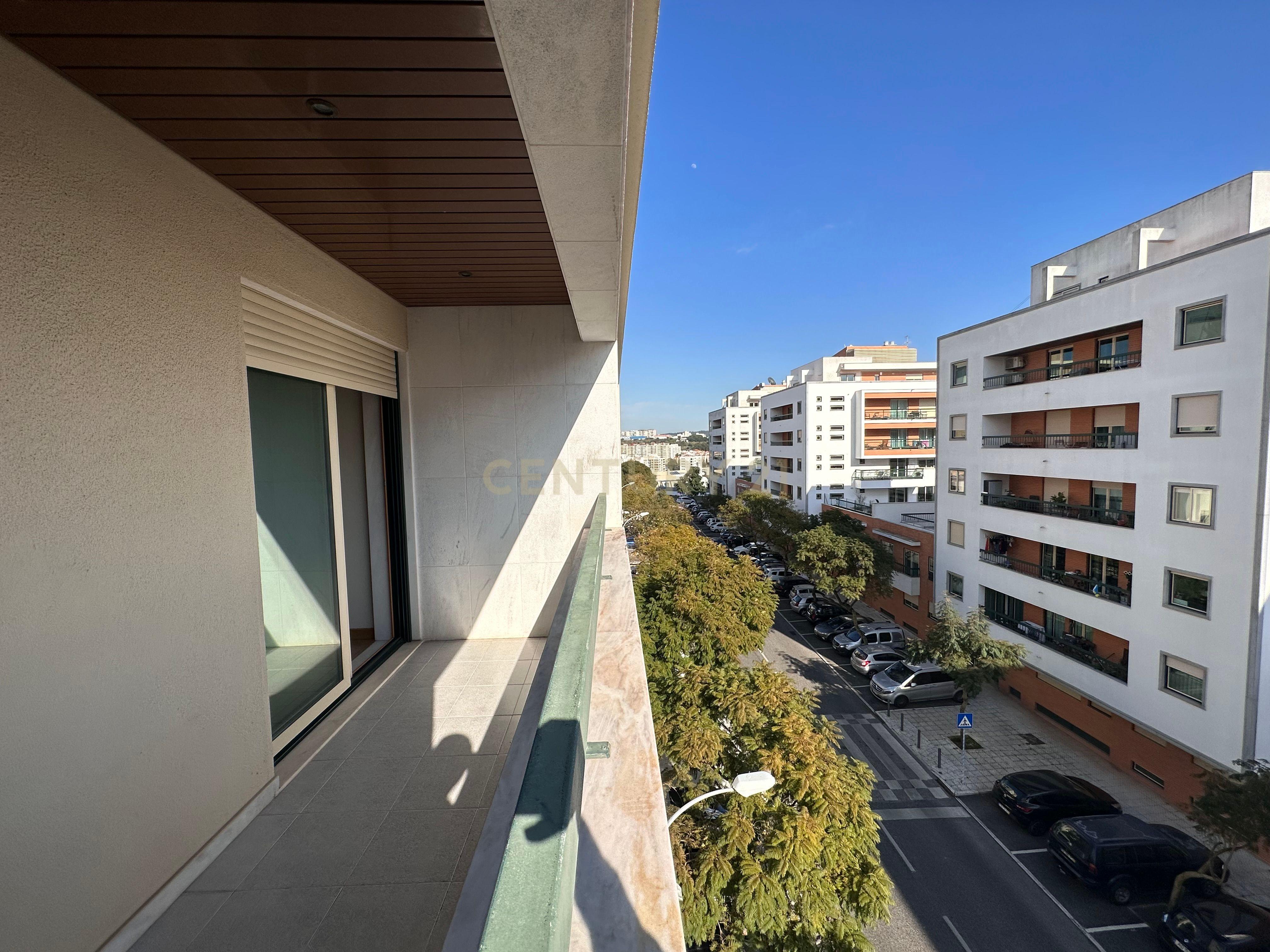 3 Bedroom Apartment in Nova Queijas - More