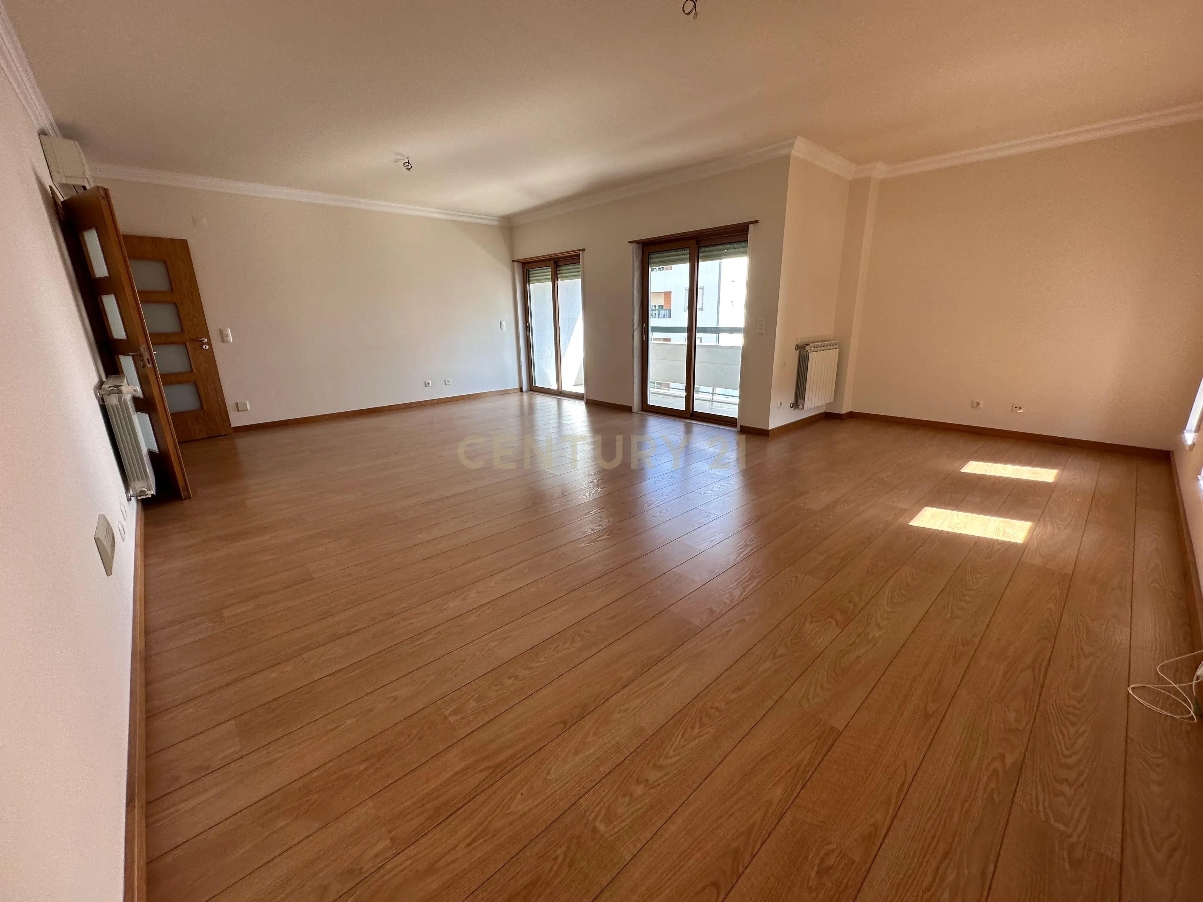 3 Bedroom Apartment in Nova Queijas - View 3
