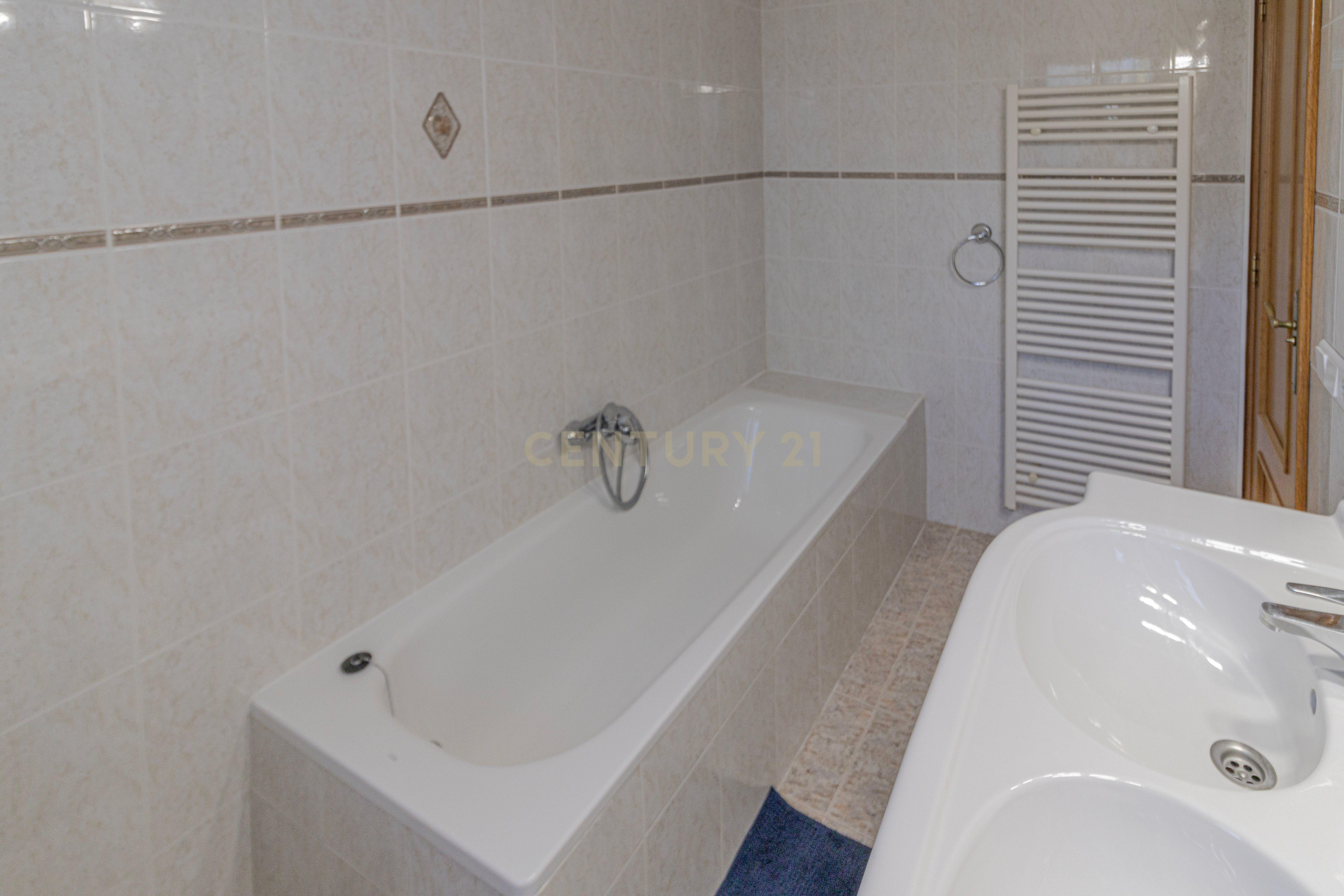 undefined - Image 29