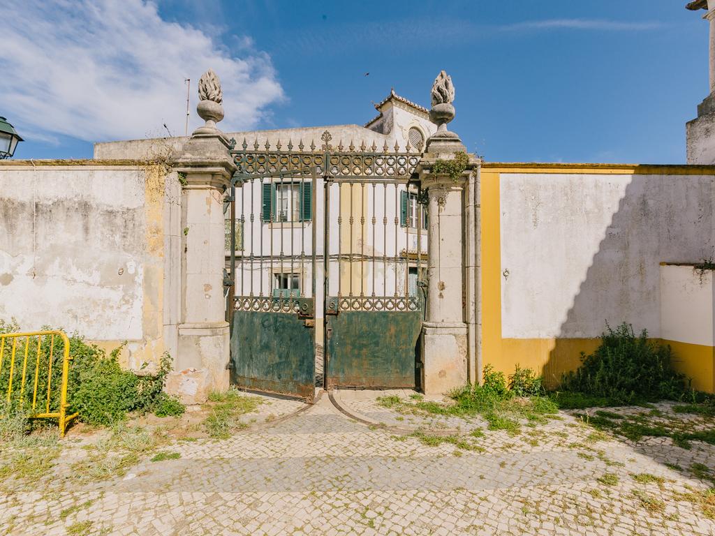 Palacete histórico - um imóvel único junto ao rio no centro da vila de Alcochete - Image 74