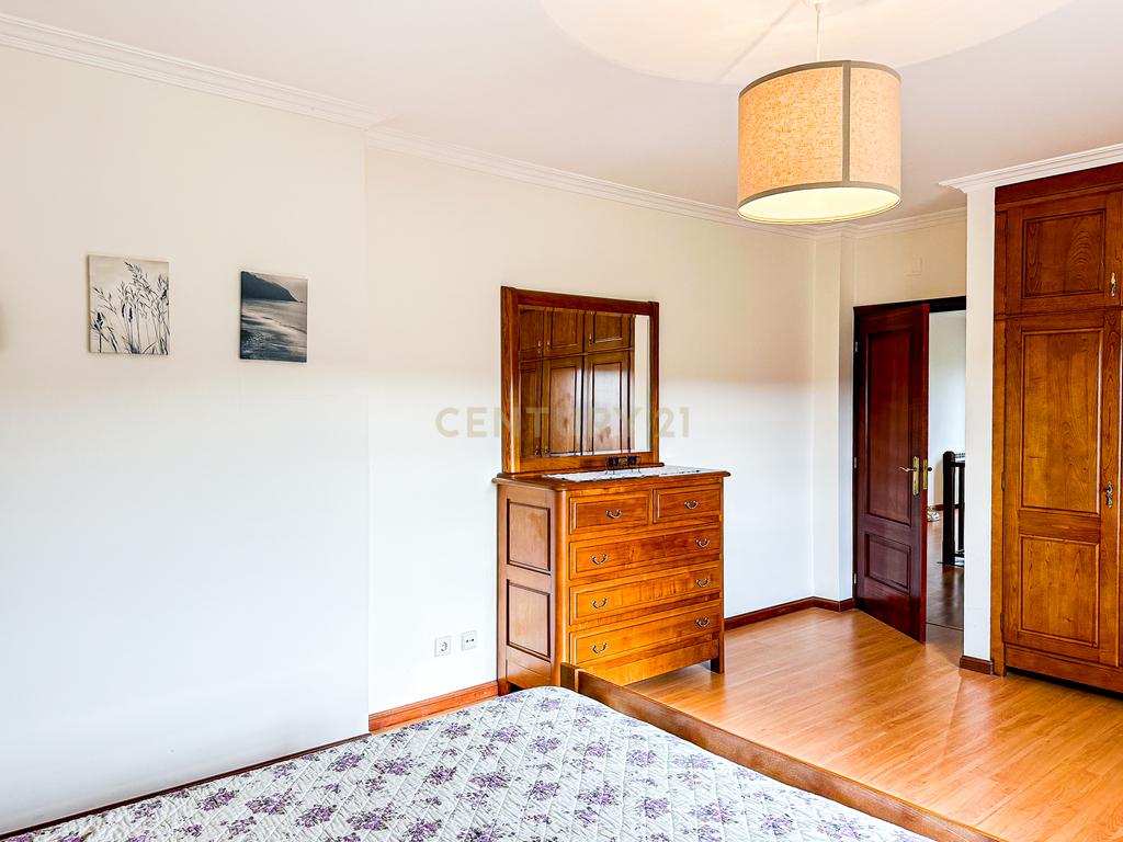 Empreendimento - Quinta com 3,5ha (35.288m²) - Moradia T5, com amendoeiras e oliveiras. Vila Flor - Bragança - Image 26
