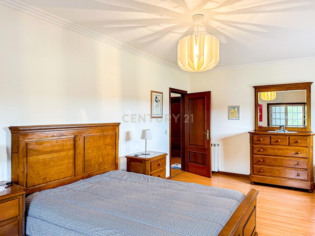 Empreendimento - Quinta com 3,5ha (35.288m²) - Moradia T5, com amendoeiras e oliveiras. Vila Flor - Bragança - Image 23