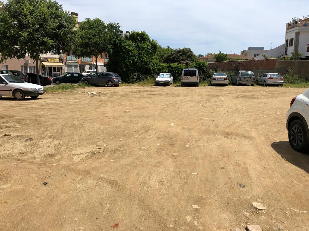 undefined - Image 4
