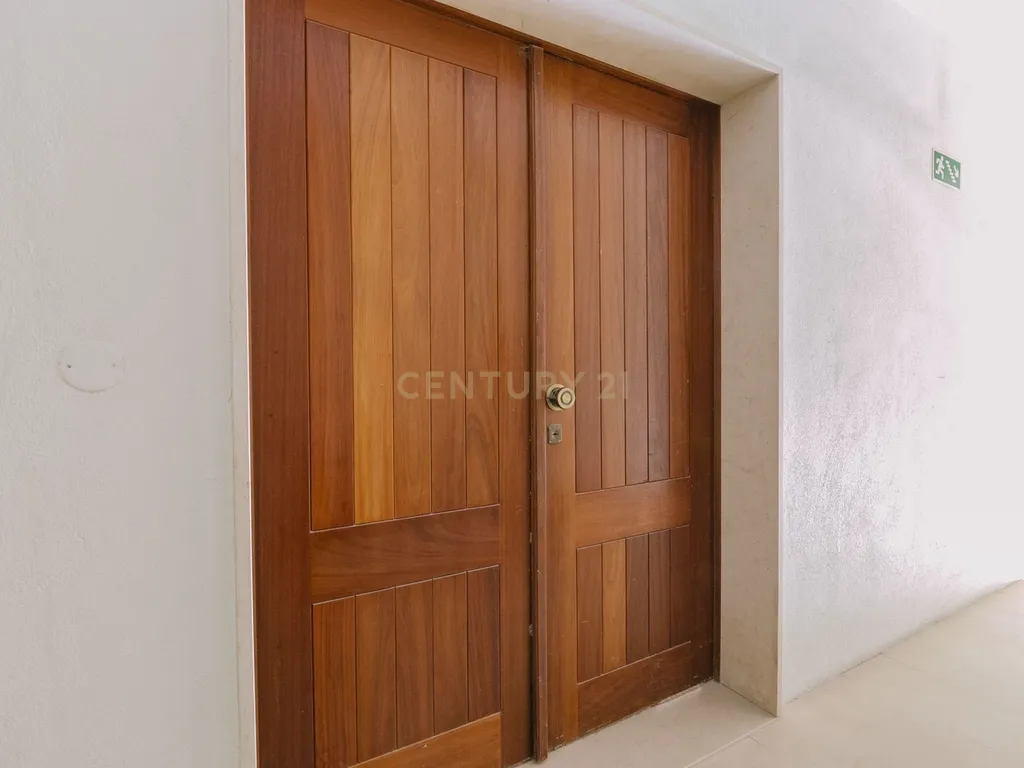 Loja Urbanização Quinta do Património/Sacavém - Image 7