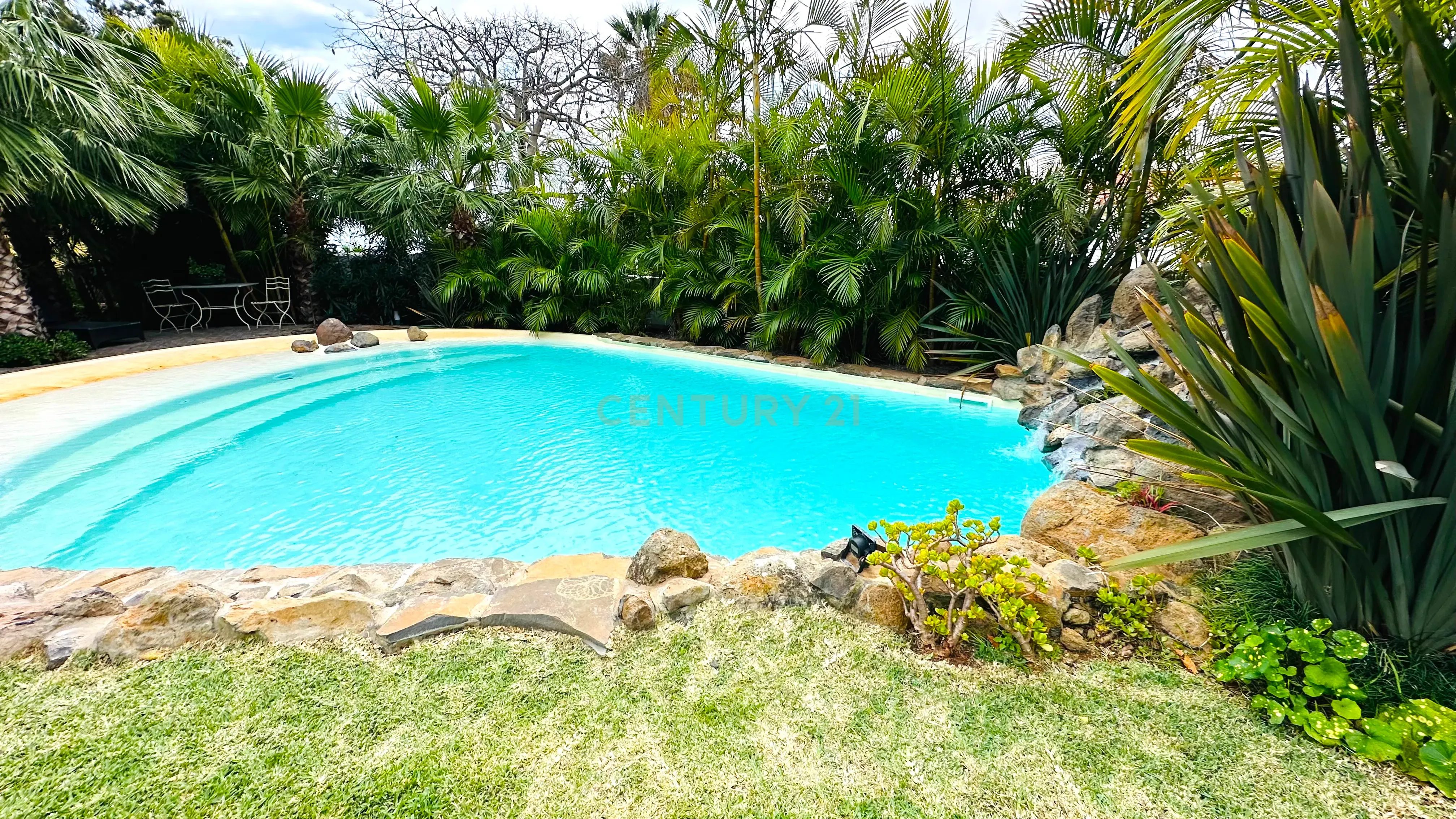 LUXURY PROPERTYS - Moradia Térrea no Garajau - Santa Cruz - Image 67