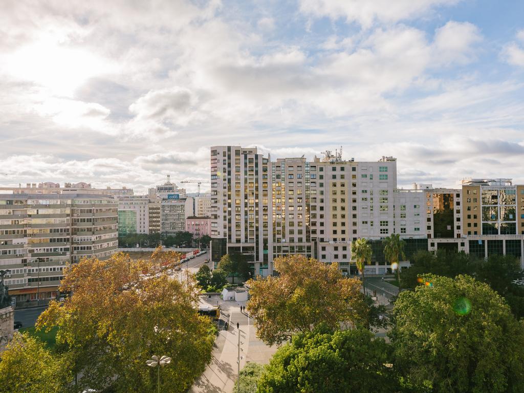 T4 para Arrendamento no Edifício Plaza - Campo Grande - Image 12