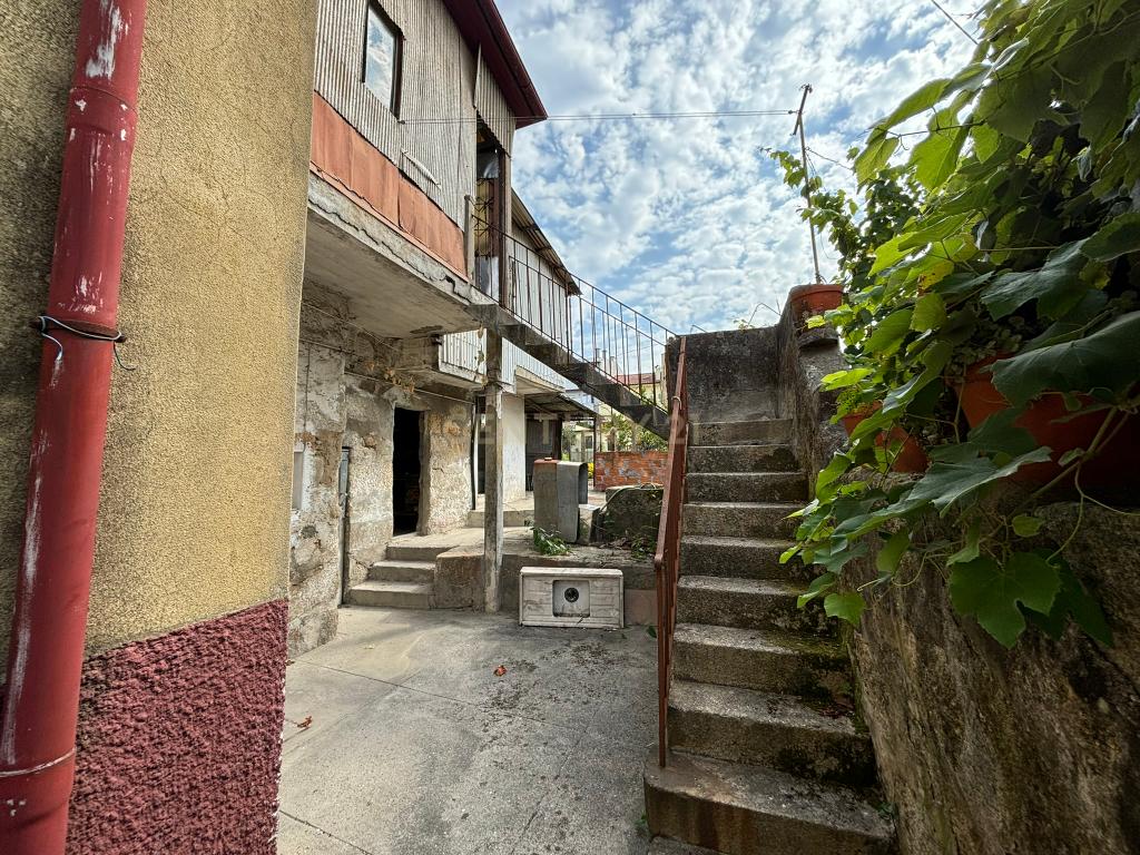 Moradia T3 em terreno c/257m² à Rua da Estação, São Mamede Infesta - Image 12